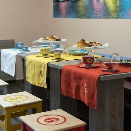 נאפולי Bed And Breakfast Via Toledo 156 מראה חיצוני תמונה
