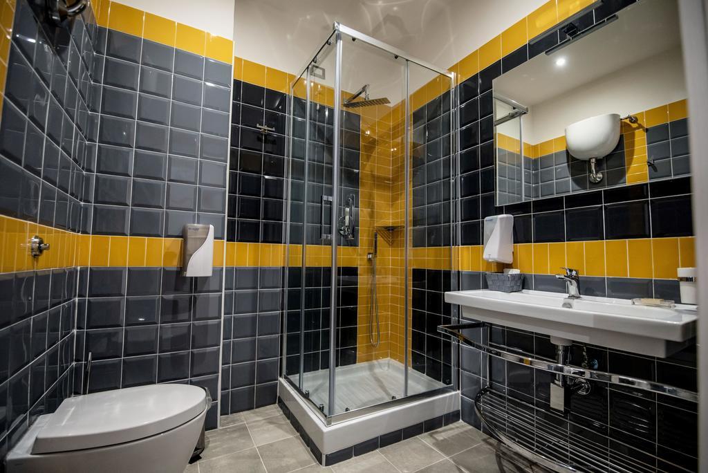 נאפולי Bed And Breakfast Via Toledo 156 מראה חיצוני תמונה