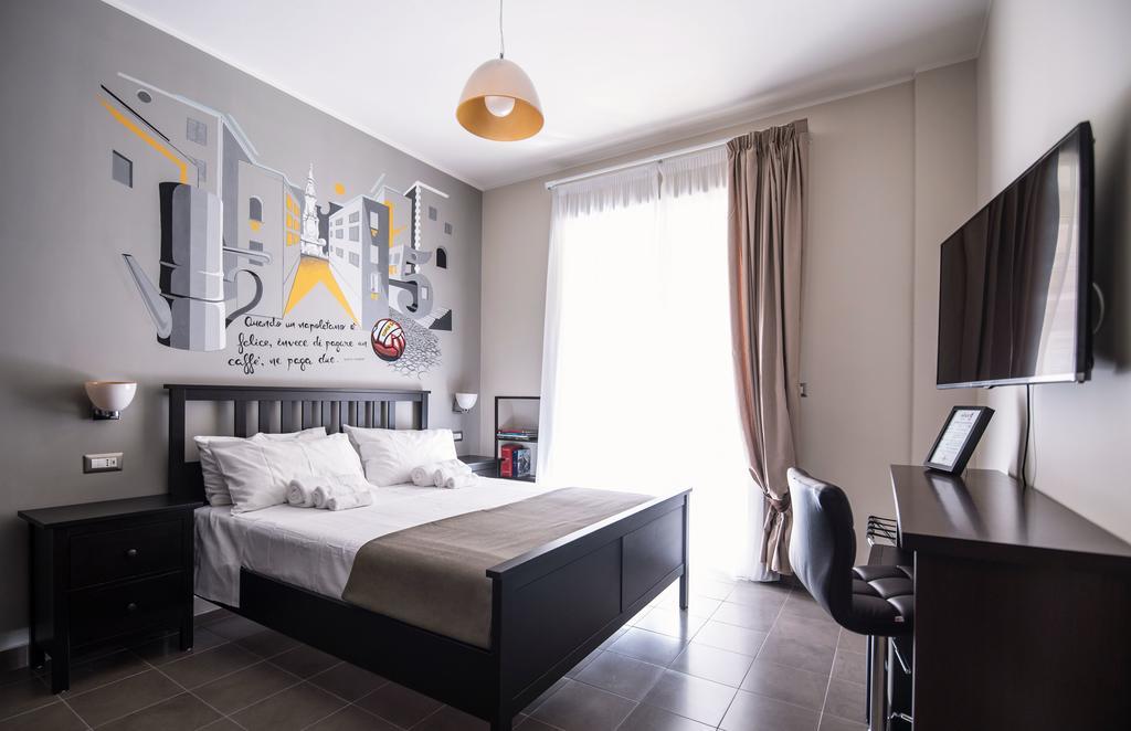 נאפולי Bed And Breakfast Via Toledo 156 מראה חיצוני תמונה
